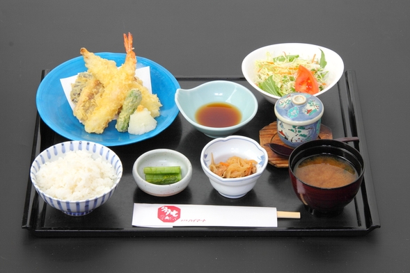 おすすめ♪２食付プラン（夕食定食・朝食弁当付プラン）